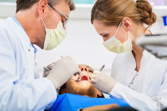 o dentista e a higiene bucal