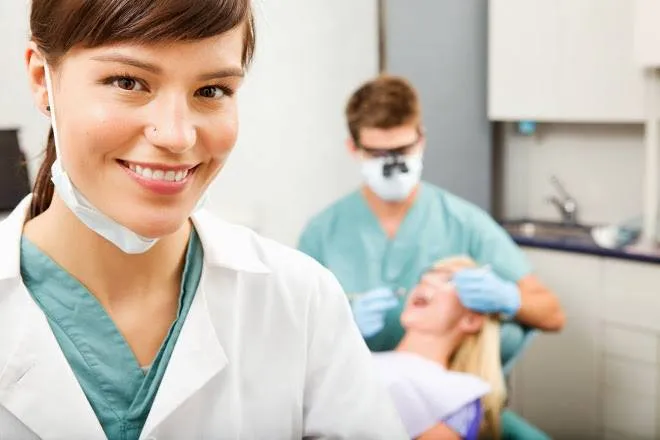 Dente do siso remoção