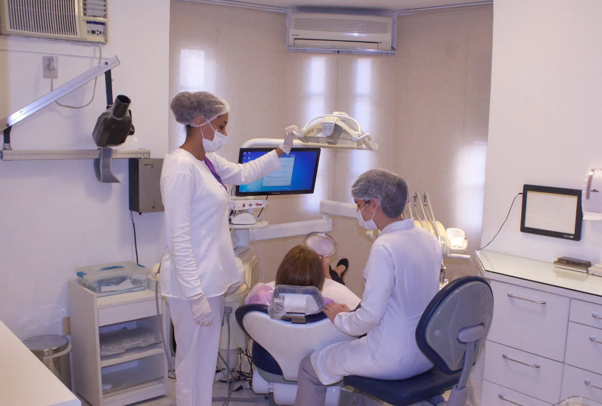 Atendimento odontológico na clínica de Botafogo